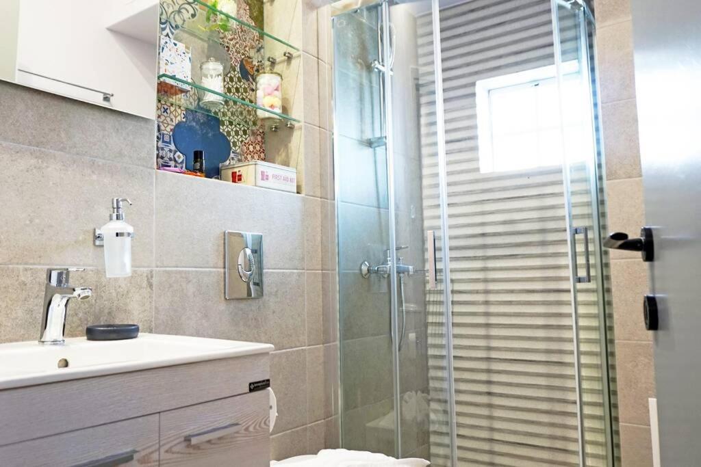 C-Home Studio In The Heart Of Chania Chania  ภายนอก รูปภาพ