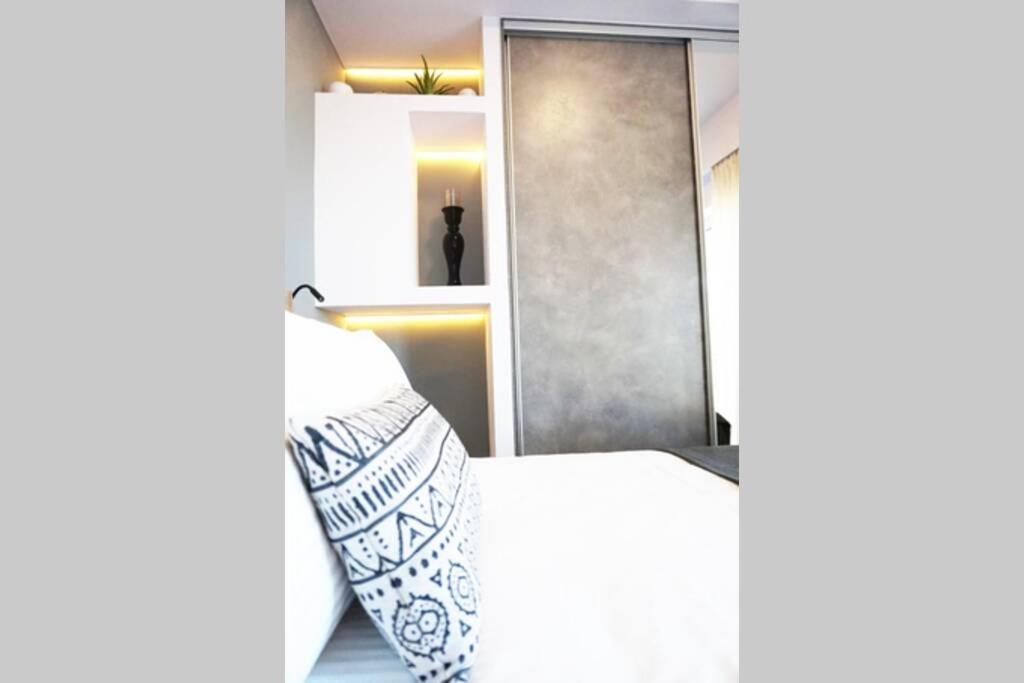 C-Home Studio In The Heart Of Chania Chania  ภายนอก รูปภาพ